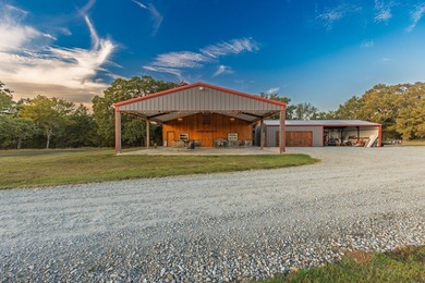 Discover the perfect blend of rustic charm and modern comfort - photo 32