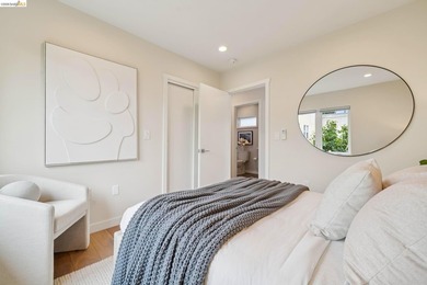 New Listing! Exceptional Glenview Traditional with a - photo 39