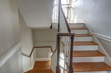 Bel Aire - Elegant and timeless, this stately 1810 Federal-style - photo 43