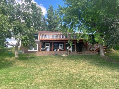 Lake Minnewaska Home For Sale in Glenwood Minnesota