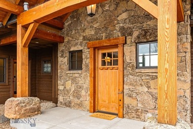 ?Welcome HOME to 40 Ramrod Place, a beautifully crafted custom - photo 6