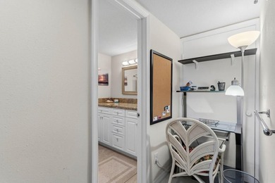 Bright and spacious 2 bedroom 2 bath condo located in the beach - photo 18