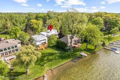 Lake Home Sale Pending in Sylvan Lake, Michigan