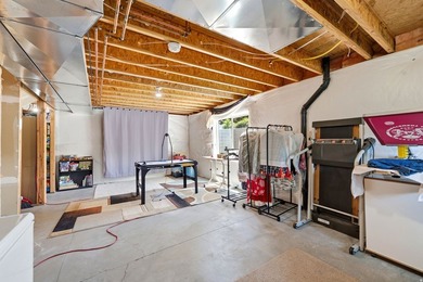 Welcome to this beautiful 3-bedroom, 2.5-bath home tucked away - photo 27