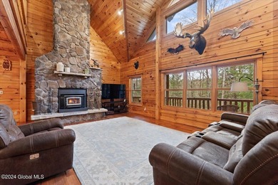 A classic Lincoln Log home set on a private 3+ acre lot, this - photo 10