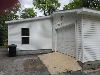3 bedrooms, 2 bather, natural fireplace, ALL APPLIANCES stay - photo 2