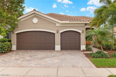 (private lake, pond, creek) Home For Sale in Fort Myers Florida