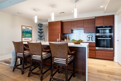 Elegant large 2Bd 2Ba 1704 SqFt favored 02 unit in the Luxurious - photo 4