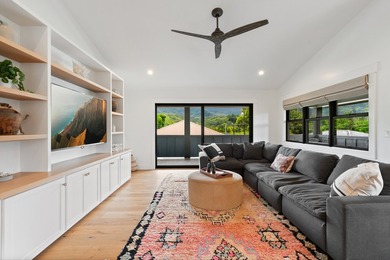 Set in the heart of Hanalei, this contemporary 3-bedroom, 2 - photo 11