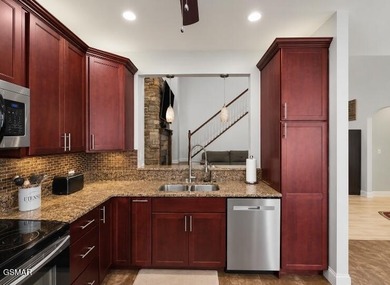 Beautifully updated 4-bedroom home in the heart of Seymour with - photo 6