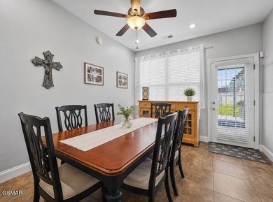 Beautifully updated 4-bedroom home in the heart of Seymour with - photo 9
