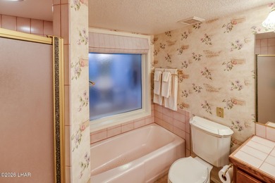 ONE OWNER CUSTOM HOME!!!! Absolutely mint condition and upgraded - photo 25