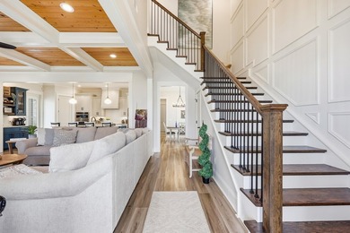 Custom Lowcountry masterpiece in Palmetto Harbour, one of North - photo 6