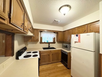 GOLDEN ACRES SUBDIVISION! Nestled in the serene Golden Acres - photo 7