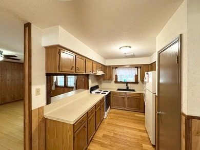 GOLDEN ACRES SUBDIVISION! Nestled in the serene Golden Acres - photo 8