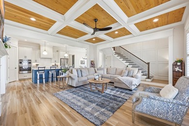 Custom Lowcountry masterpiece in Palmetto Harbour, one of North - photo 9