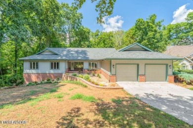Lake Home For Sale in Loudon, Tennessee