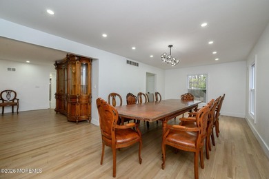 Your Forever Home Awaits! Beautiful 5 Bed 3.5 Bath Custom - photo 3