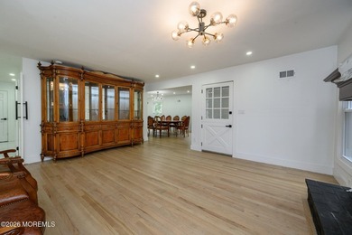 Your Forever Home Awaits! Beautiful 5 Bed 3.5 Bath Custom - photo 5