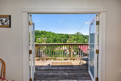 Charming cottage in the Herrington lake area with deeded - photo 6