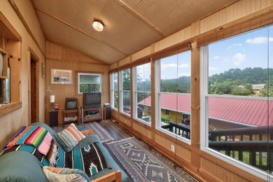 Charming cottage in the Herrington lake area with deeded - photo 7