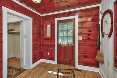 Charming cottage in the Herrington lake area with deeded - photo 8