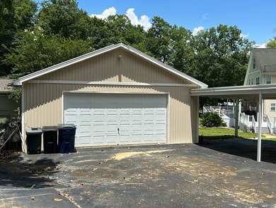 Lake Eufaula Retreat. Ready To Have Fun In Style. 3928 sq ft - photo 6