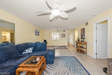 Welcome to your slice of SW paradise, this beautifully updated - photo 11