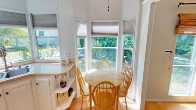 This charming and furnished home in Avon Park is located in the - photo 11