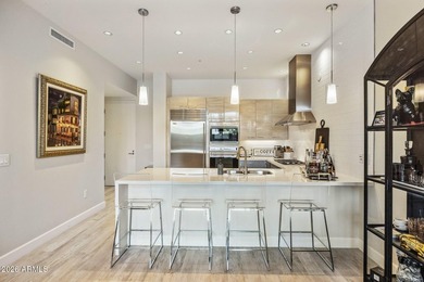 Contemporary luxury living in the heart of upscale Scottsdale is - photo 3