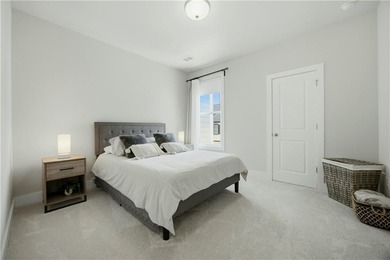 Beautifully upgraded townhome located in the desirable Westshore - photo 20