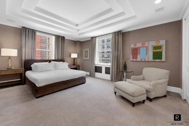 Occupying the entire sixth floor of one of Park Avenue's most - photo 9
