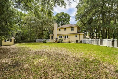 Located on Lady's Island, this two story home has a traditional - photo 38