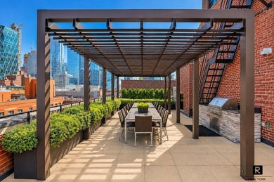 Luxurious 1-bedroom condo with additional home office space - photo 10