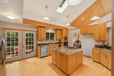 Situated on 1.94 acres just minutes from Bandon's beaches, Old - photo 8