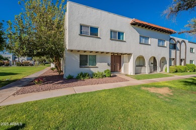 (private lake, pond, creek) Townhome/Townhouse For Sale in Scottsdale Arizona