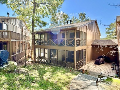 ESTATE SALE of this ground floor unit with or without - photo 4