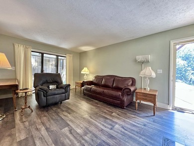 ESTATE SALE of this ground floor unit with or without - photo 10