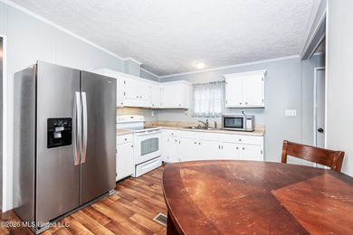 Charming Home on a Double Lot Near the Water This 1,200 sq. ft - photo 11