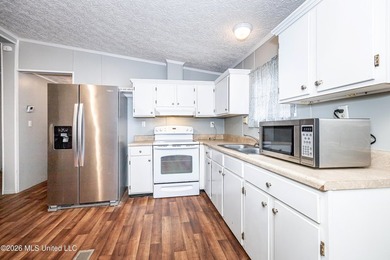 Charming Home on a Double Lot Near the Water This 1,200 sq. ft - photo 12