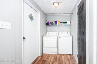 Charming Home on a Double Lot Near the Water This 1,200 sq. ft - photo 15
