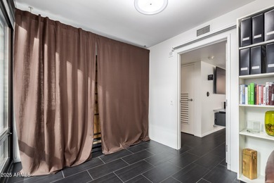 Gorgeous 4th-floor 2 bedroom, 2 bathroom residence flooded with