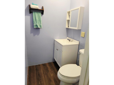 Take a look at this parsley updated 4 bedroom 2 full and 1/2 - photo 21