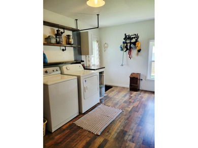 Take a look at this parsley updated 4 bedroom 2 full and 1/2 - photo 25