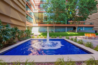 Gorgeous 4th-floor 2 bedroom, 2 bathroom residence flooded with