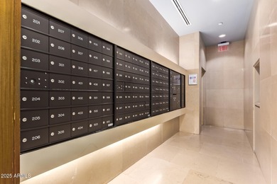 Gorgeous 4th-floor 2 bedroom, 2 bathroom residence flooded with