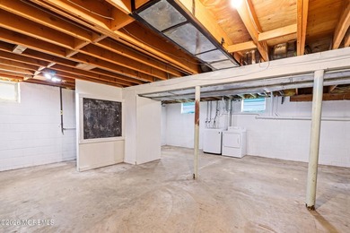 Showings begin Tuesday, July 14. Welcome to this spacious - photo 29