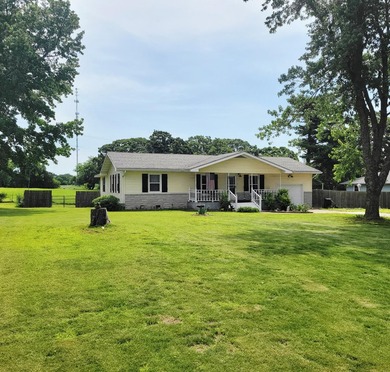 Take a look at this parsley updated 4 bedroom 2 full and 1/2 - photo 30