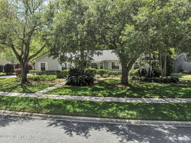 Welcome home to this immaculate, move-in-ready gem nestled in - photo 31