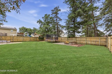 Showings begin Tuesday, July 14. Welcome to this spacious - photo 35